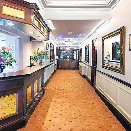 The Bailie Hotel
